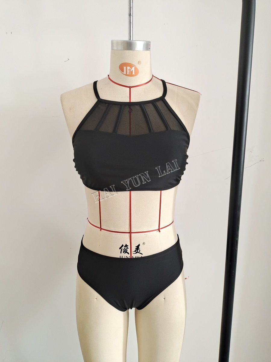 Купальники из двух частей Купальники из двух частей