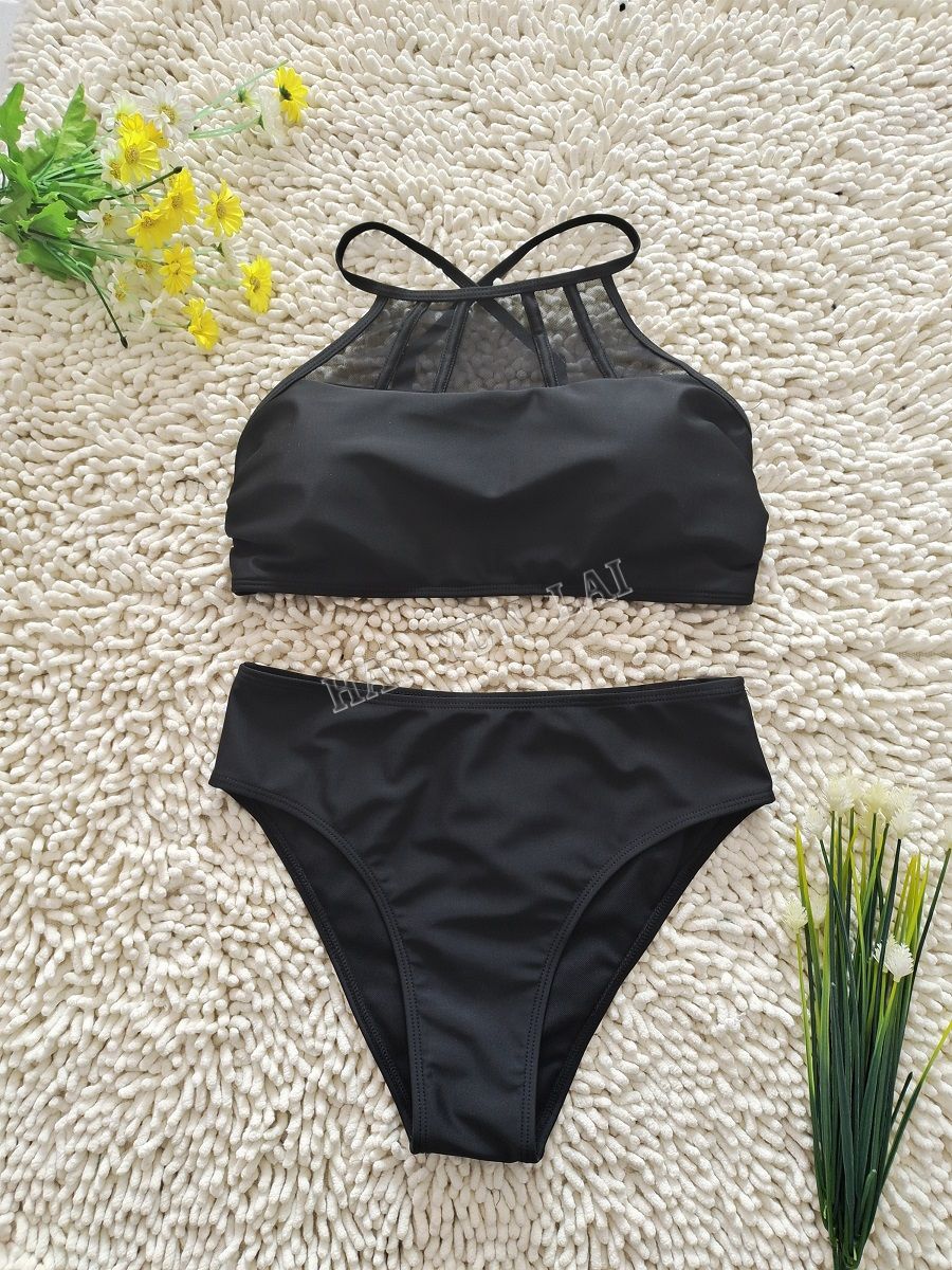 Купальники из двух частей