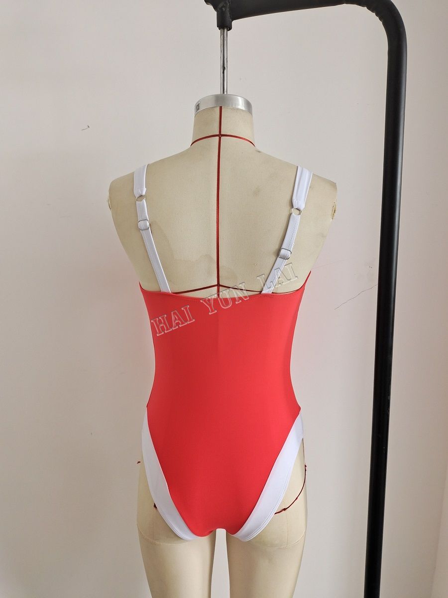 Купальники из двух частей