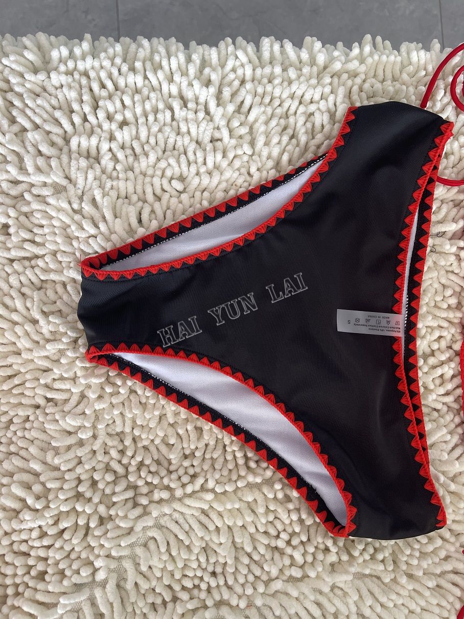 Купальники из двух частей