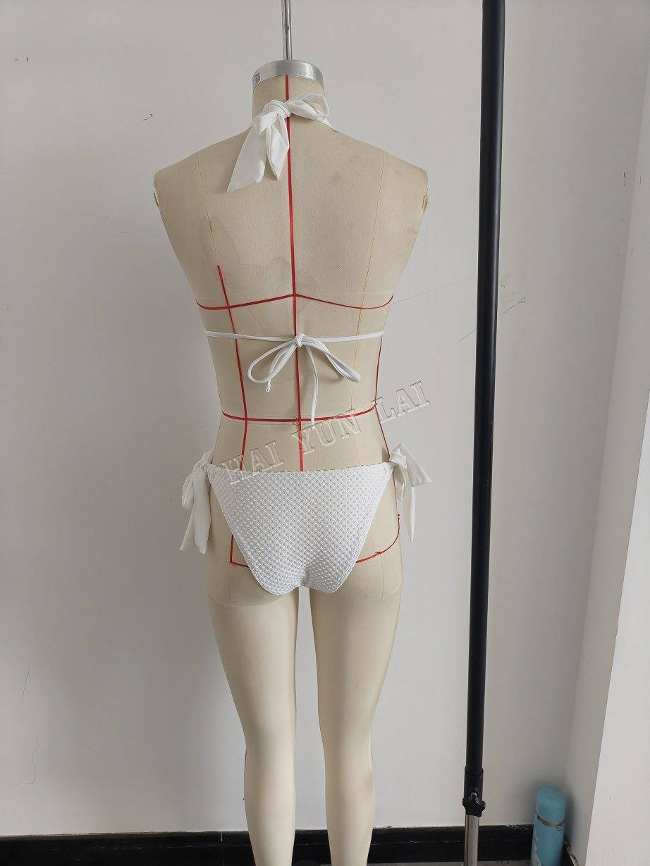 Купальники из двух частей